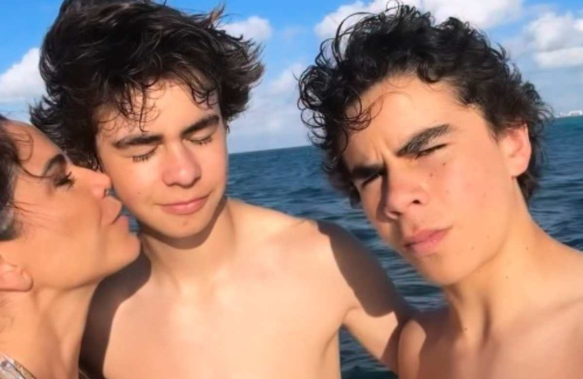 Paola Rojas junto a sus hijos Leonardo y Paulo / Foto: Instagram @paolarojas