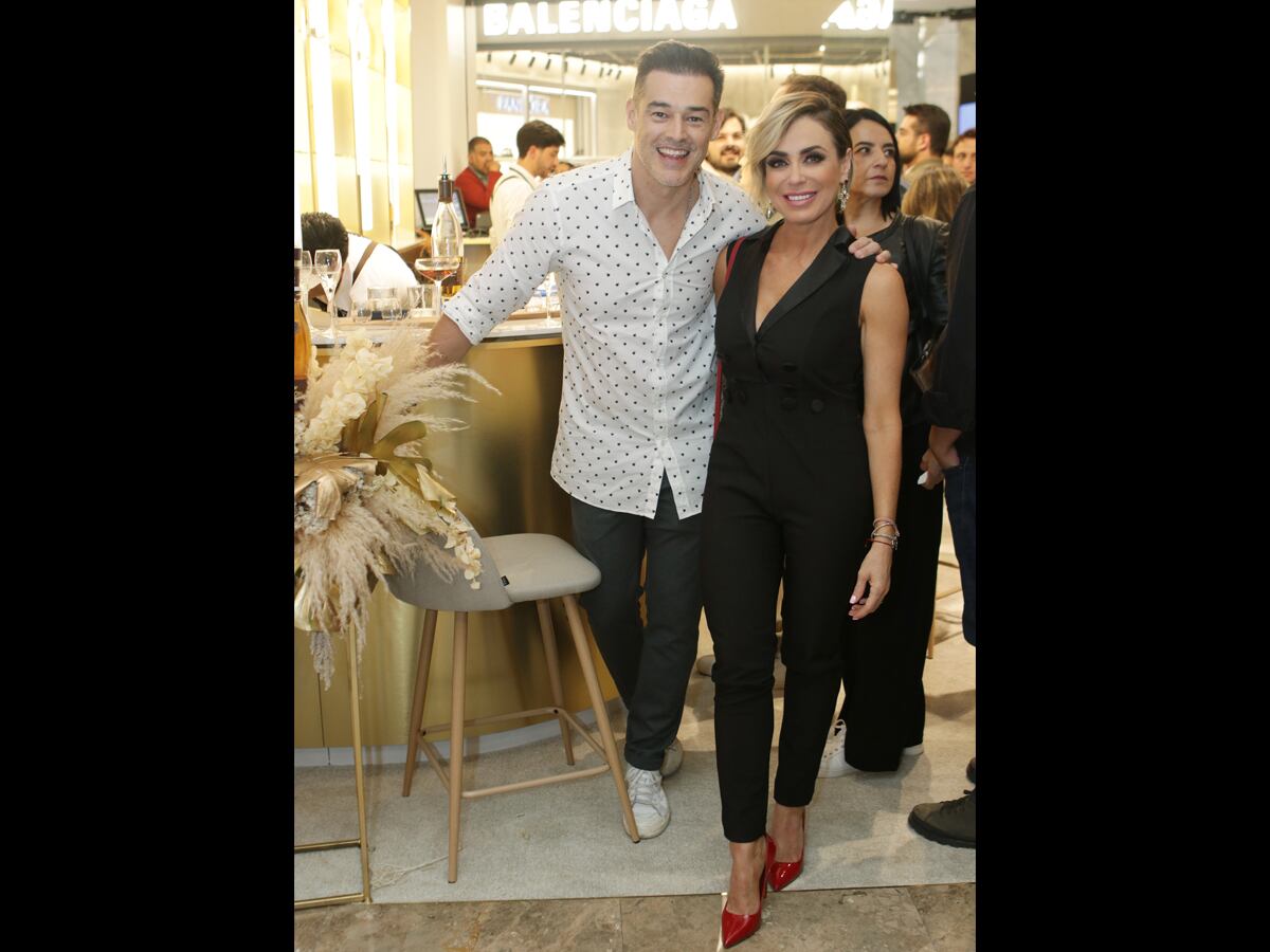 Ángel Esparza y Carmen Muñoz. (Foto: Mónica Martínez/ Quadra producciones para VIP)