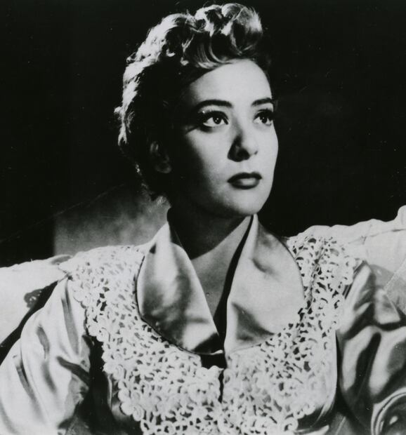 ¿Quién fue el primer amor de Silvia Pinal?