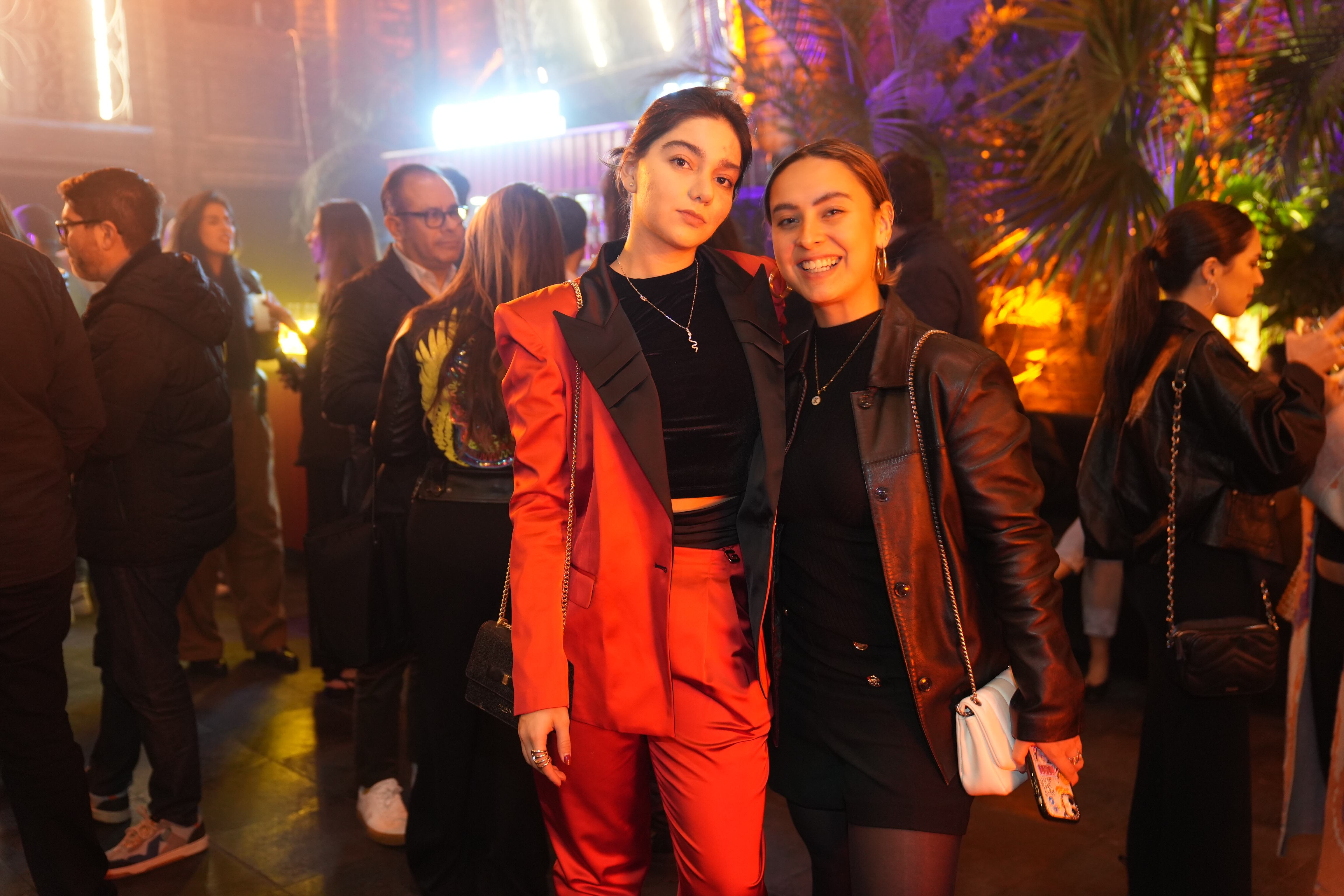 Dileyla Durán y Karen Ventura. (Foto: Héptor Arjona)