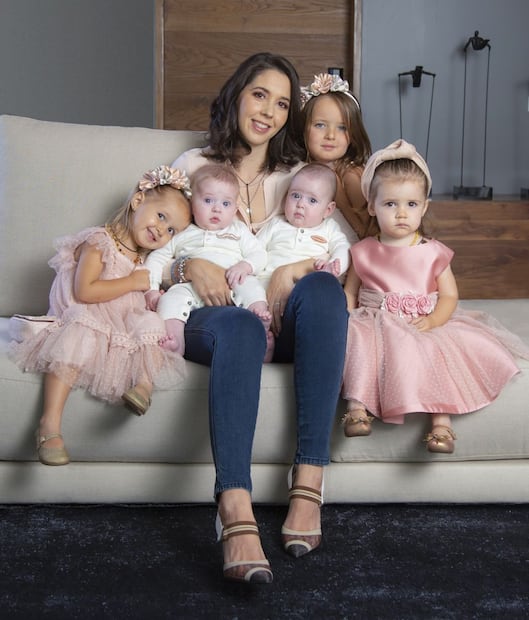 Así es la gran familia de Giovanna Acha y su vida con 5 hijos