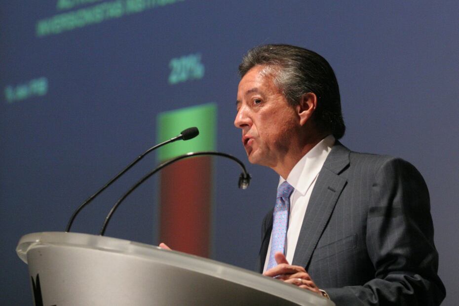 El banquero Manuel Medina Mora murió por Esclerosis Lateral Amiotrófica 