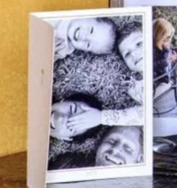 Meghan Markle y el príncipe Harry con sus hijos Archie y Lilibet / Foto: Captura