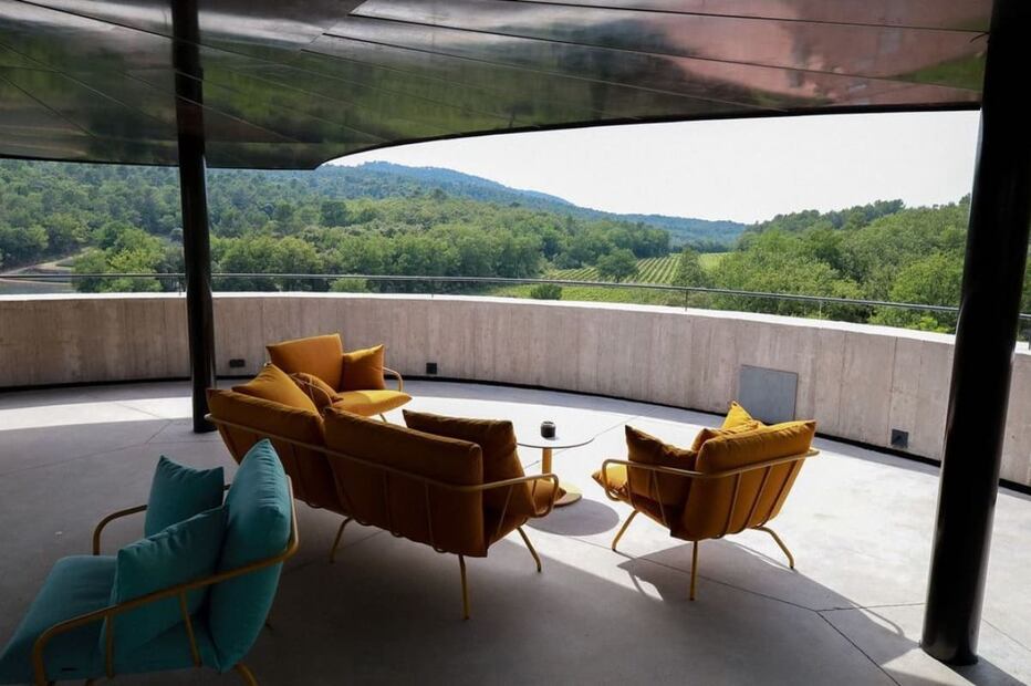 La casa de Brad Pitt en la Provenza / Instagram: miravalstudios