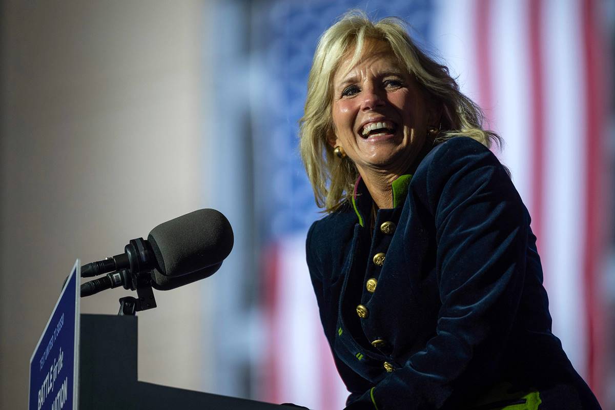 Las cálidas palabras de Jill Biden a Kelly Clarkson sobre divorcio