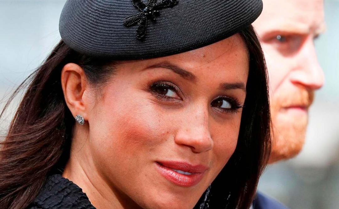 Meghan Markle ofrendó unas flores para las víctimas del tiroteo en Texas