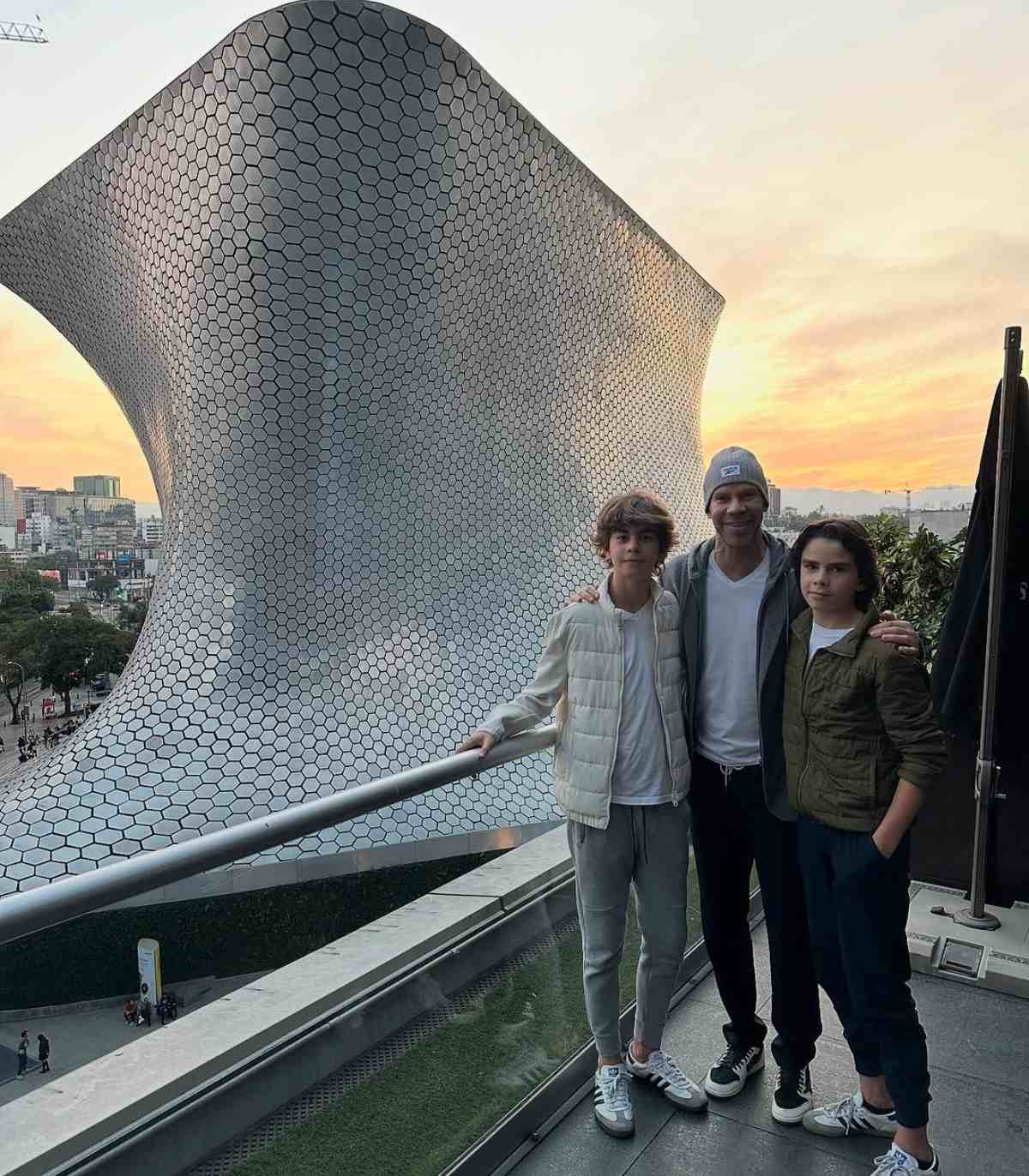 Zague con sus hijos Leonardo y Paulo / Foto: Instagram