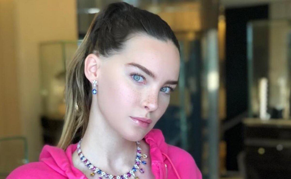 (Instagram)