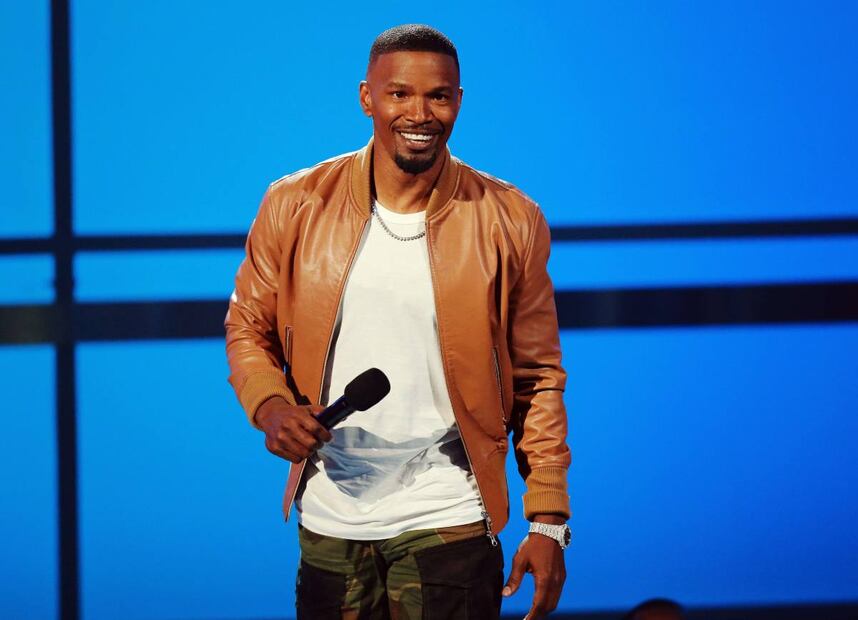 Jamie Foxx, ex de Katie Holmes, permanece delicado de salud y piden oraciones