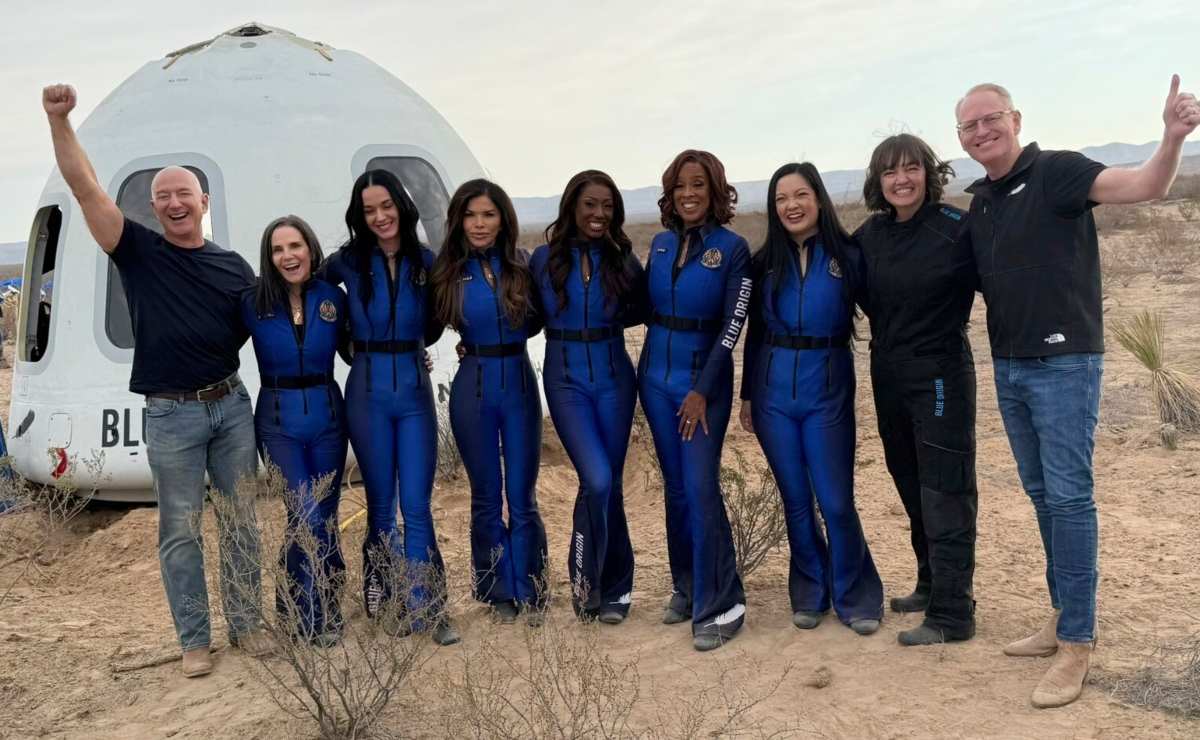 La misión  NS-31 después de aterrizar / Foto: Blue Origin vía AP