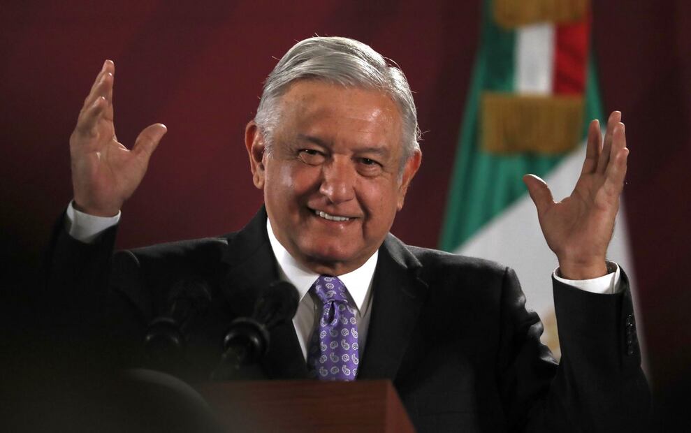 Coronavirus: Carlos Slim no despedirá a ningún empleado de sus compañías 