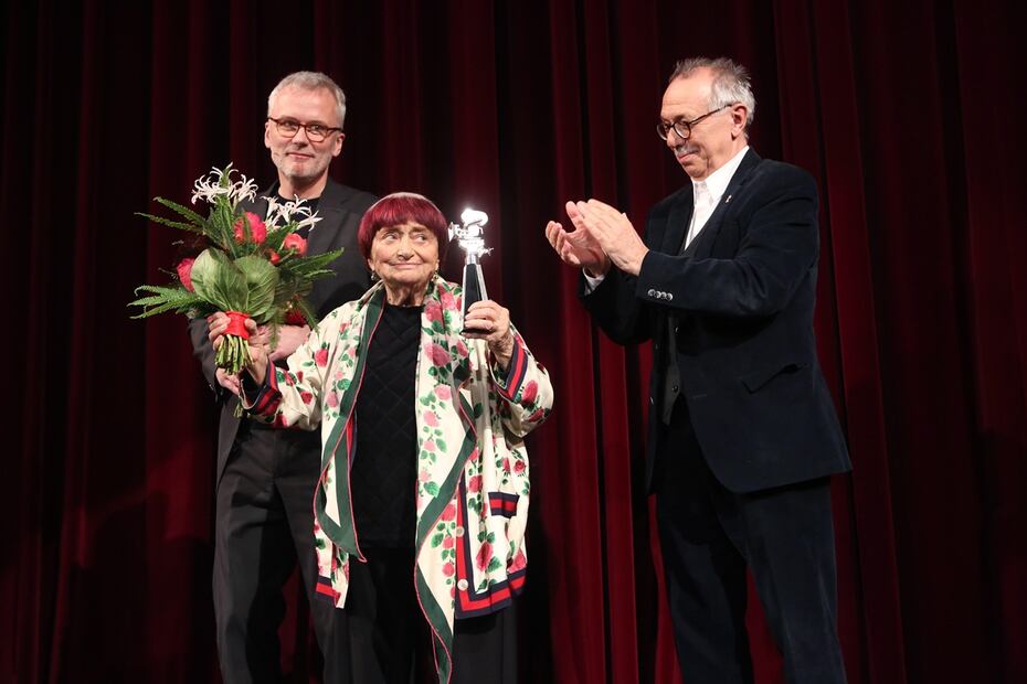 Lo más importante que debes saber de la cineasta Agnes Varda; Salma Hayek la recuerda con cariño