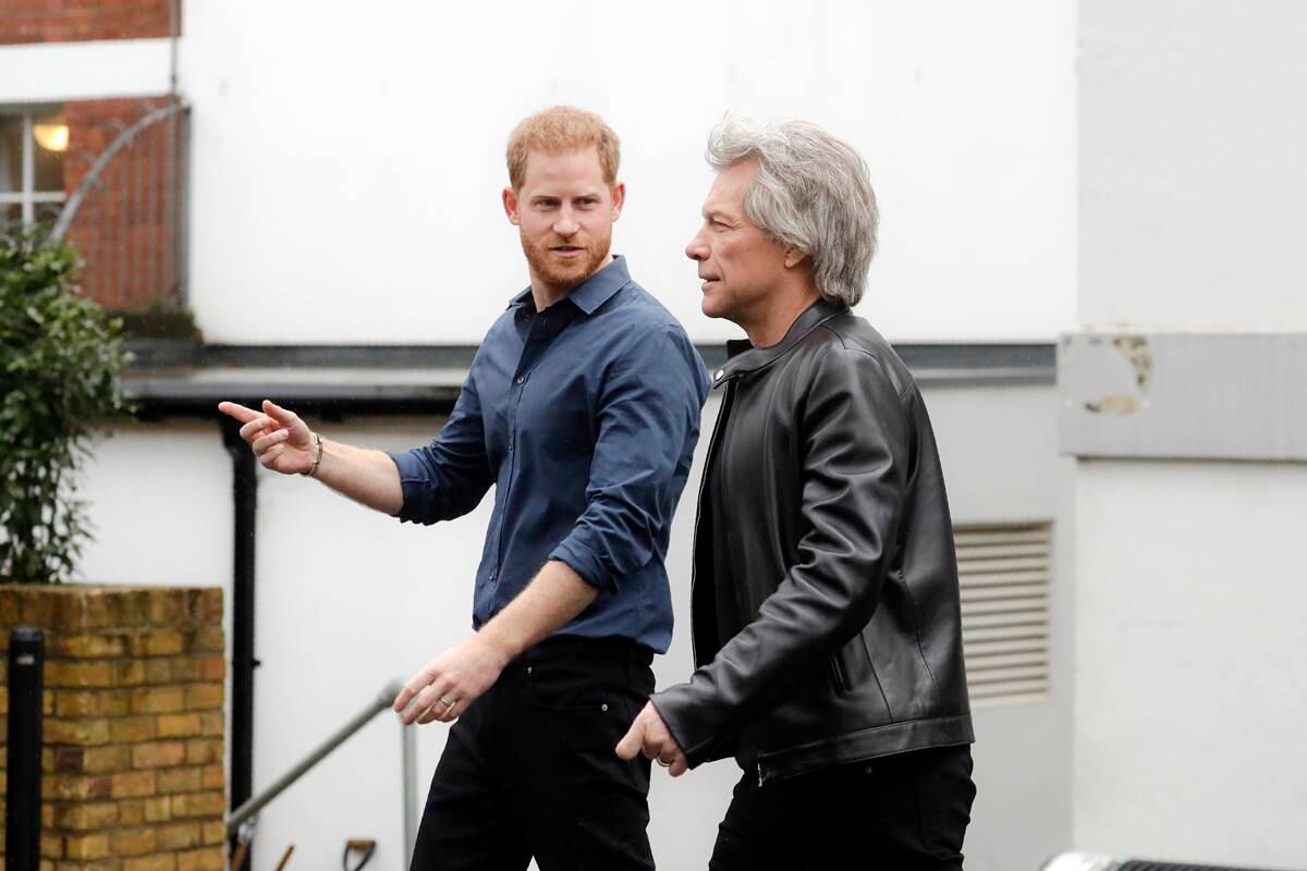 El príncipe Harry se quita el apellido de su familia: Windsor