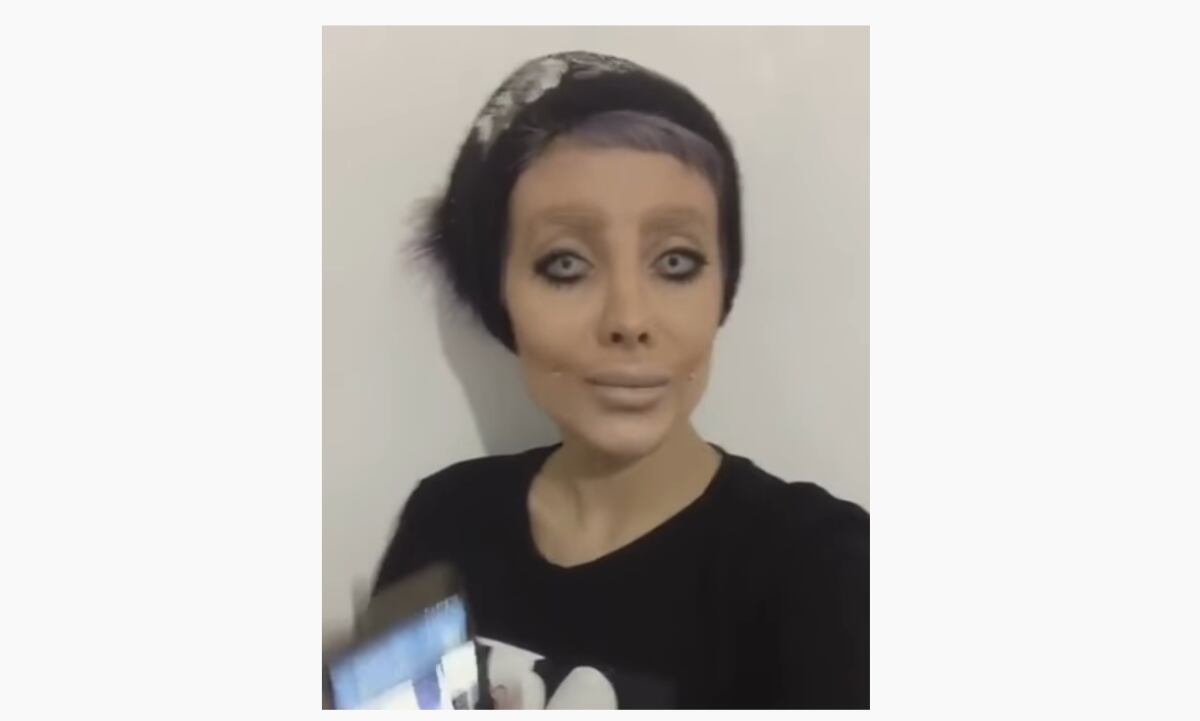 Condenan a la "doble de Angelina Jolie" a 10 años de cárcel por fotos truqueadas en Instagram