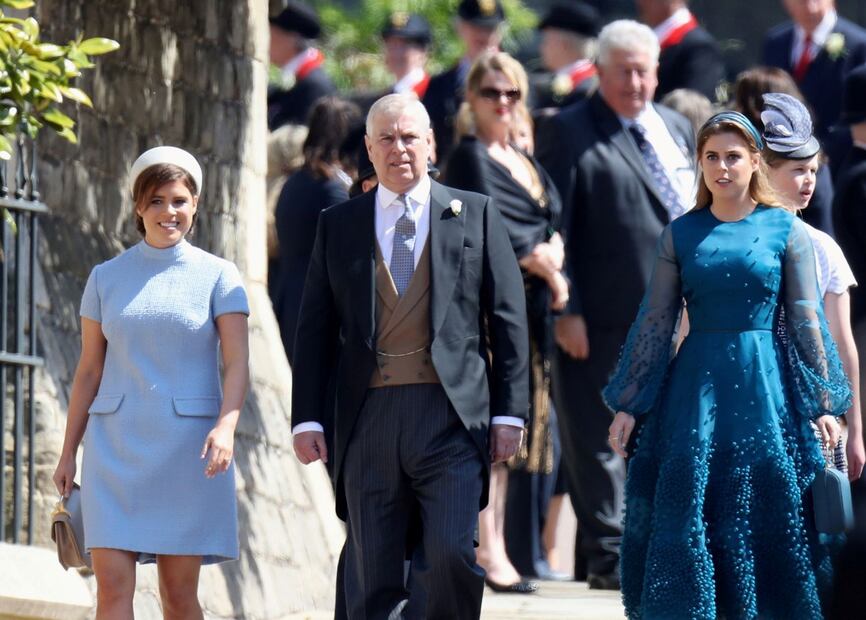 Las princesas Beatriz y Eugenia de York podrían salir afectadas por polémica del príncipe Andrés 