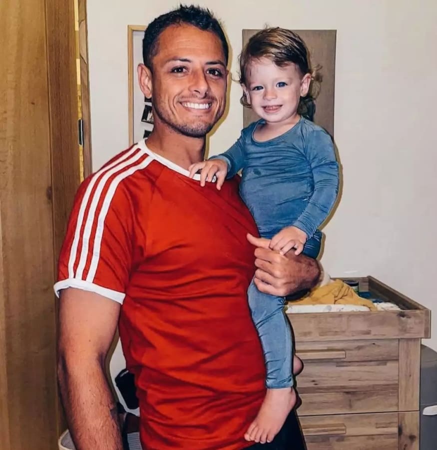Javier 'Chicharito' Hernández y su hijo Noah / Foto: Instagram