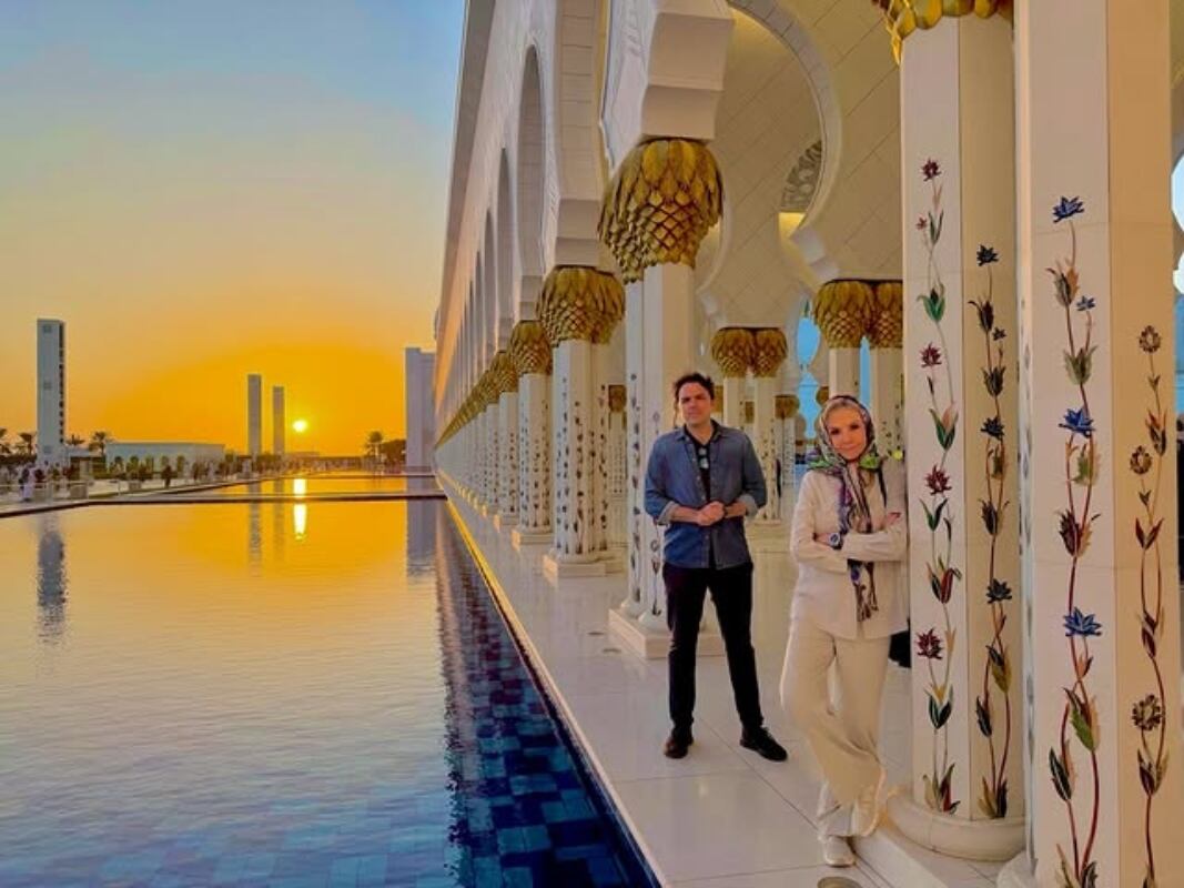 Gina Díez Barroso y su hijo Fernando Rovzar en Abu-Dhabi / Foto: Instagram