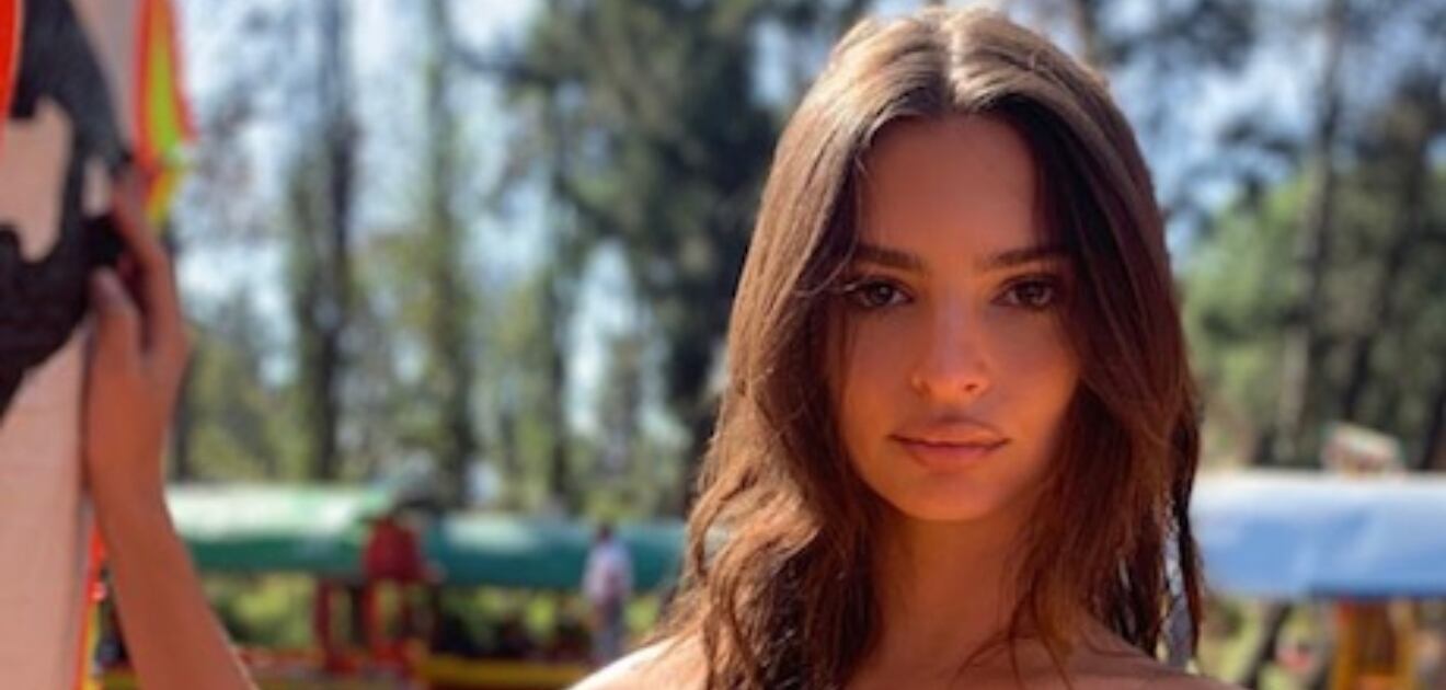 Emily Ratajkowski de paseo por Xochimilco 