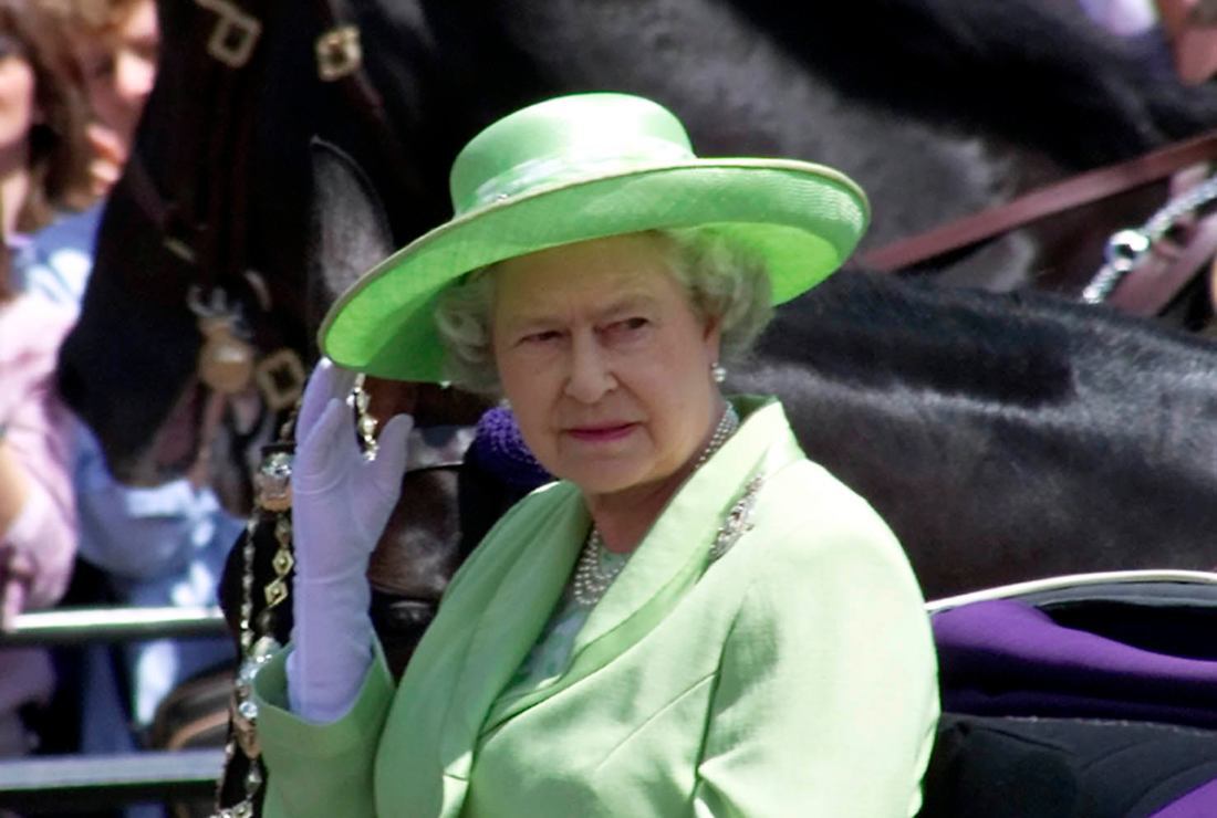 Una 'burbuja real' protege a la reina Isabel II en el castillo de Windsor