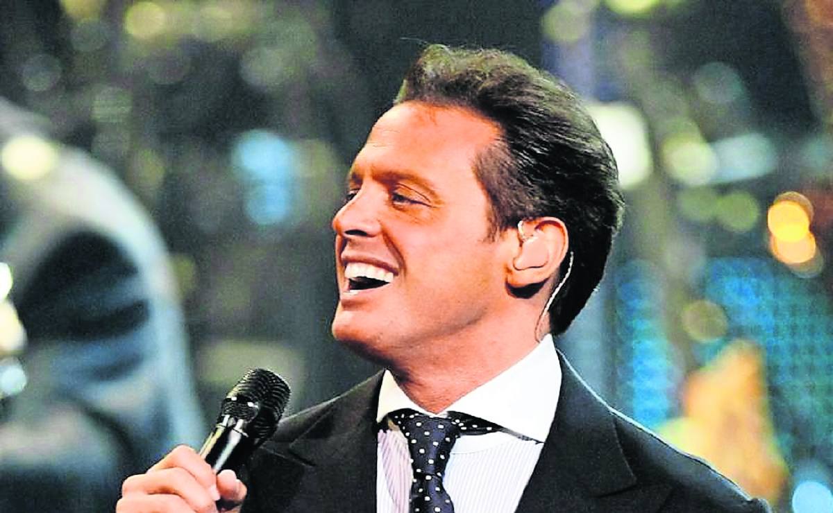 Luis Miguel vuelve a aparecer en una agencia de Rolls-Royce