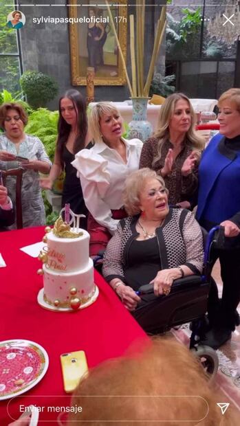 VIDEO: Así celebró Silvia Pinal su cumpleaños 90