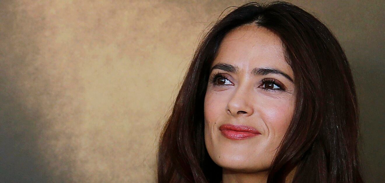 <p>Salma Hayek tiene un rostro perfecto al natural, está radiante a sus 50 años. <strong>(Fotos: Archivo e Instagram)</strong></p>