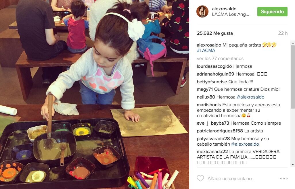 La visita de Aitana Derbez al museo LACMA