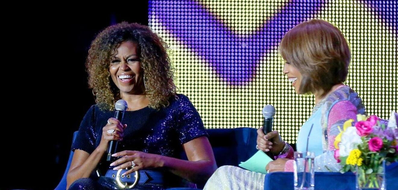 Como nunca, Michelle Obama luce su pelo y deja sus rizos al natural 