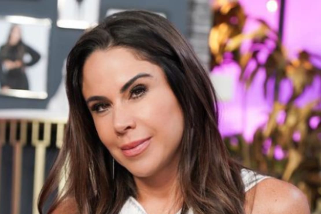 Paola Rojas, en su viaje a Turquía, recicla su bañador tie-dye favorito