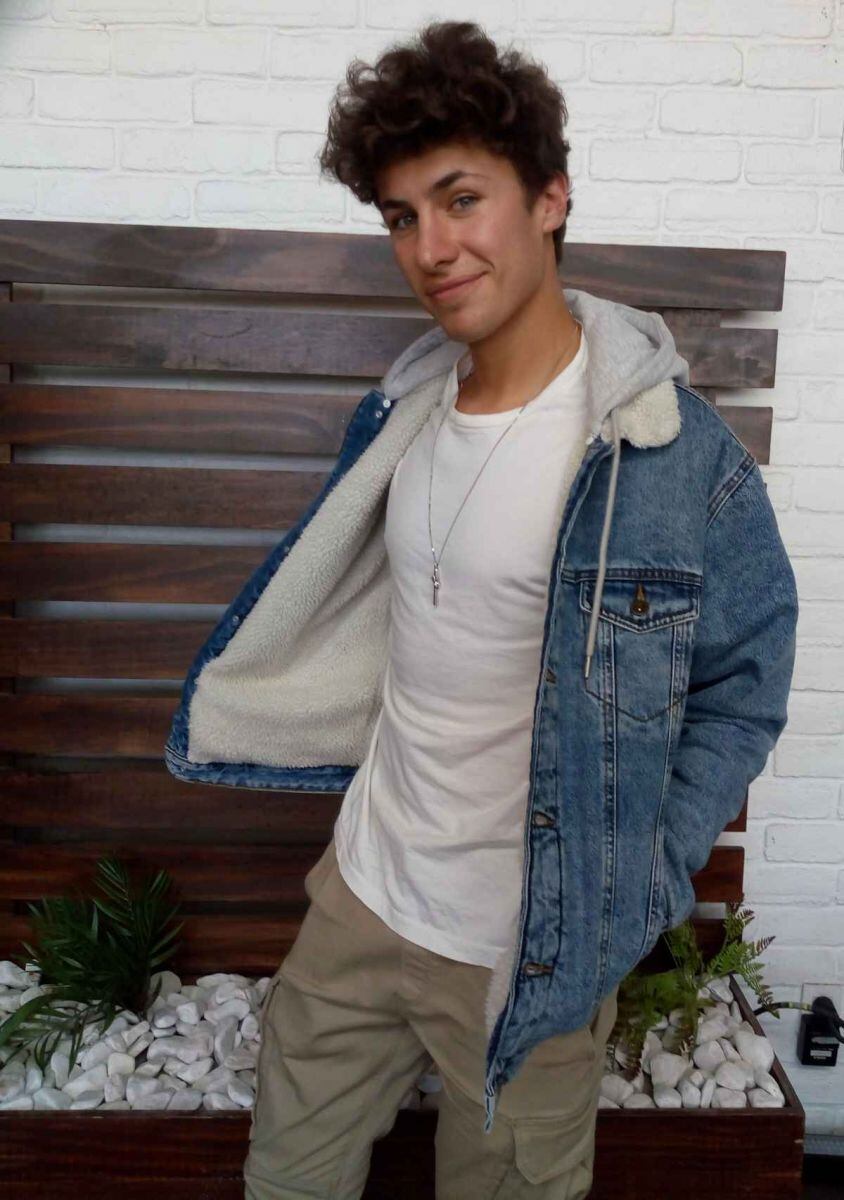Juanpa Zurita presenta las casas que entregó a personas damnificadas del sismo en 2017