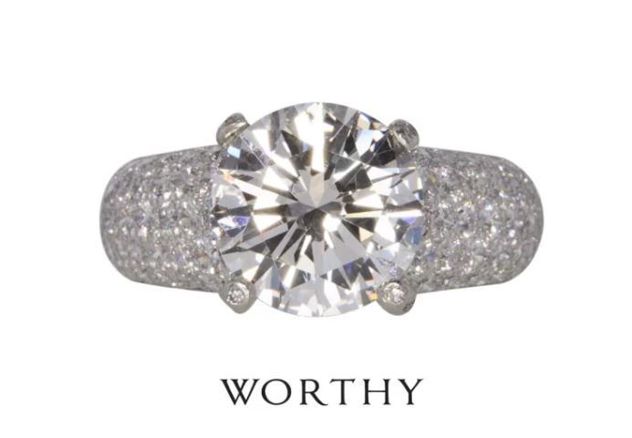 Shanna Moakler, segunda esposa de Travis Barker, subastará su anillo