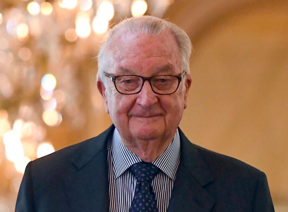 El rey Alberto II de Bélgica es hospitalizado por deshidratación