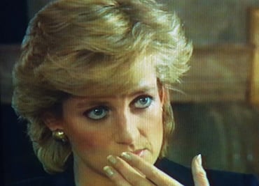 Diana de Gales: Informe denuncia un "engaño" en la entrevista de la BBC