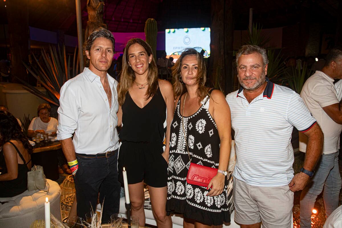 Luis Felipe Fernández, Paulina Cardina, Gaby Aragón y Tufic Hakim. (Foto: Arturo Quintero para VIP)