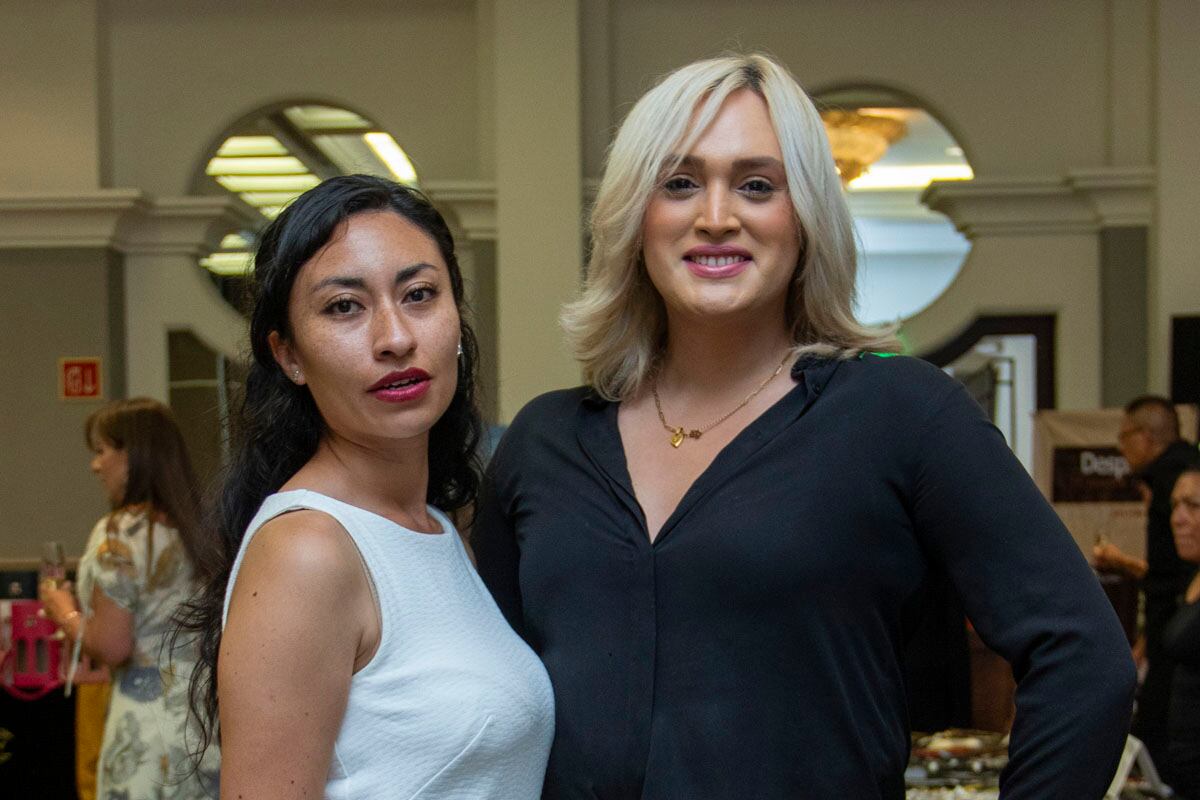 Dayane Bastos y Camila Altamirano. (Foto: Angélica Chema)