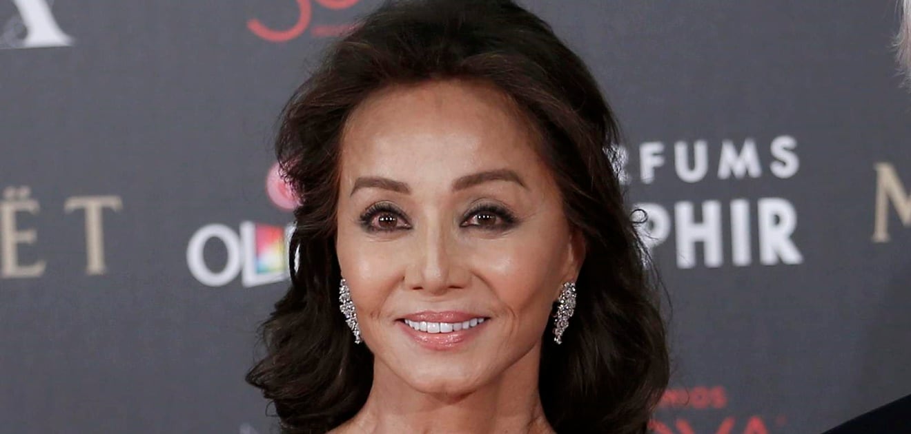 <p>Isabel Preysler se ha convertido en un referente de belleza y estilo. (<strong>Fotos: Archivo El Universal/Instagram/Getty)</strong></p>
<p> </p>