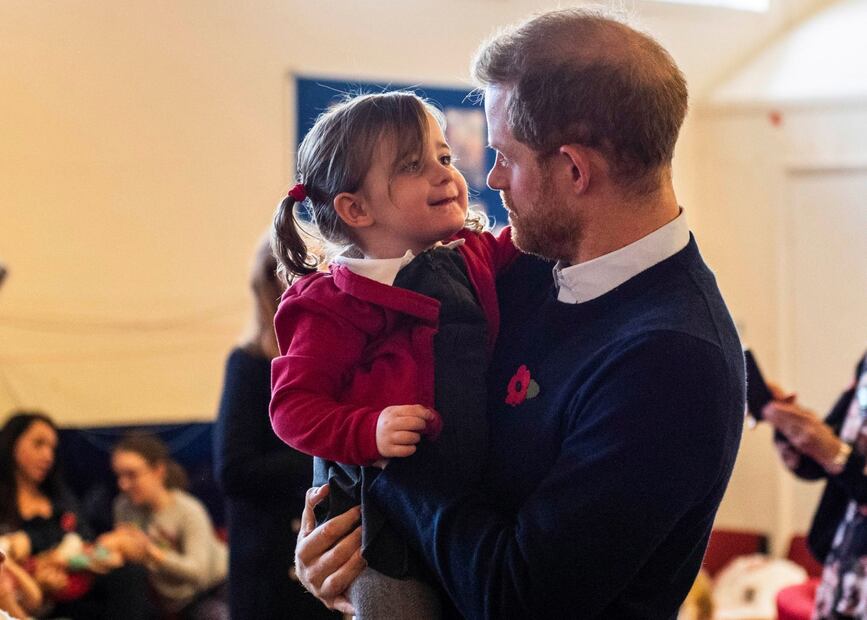 El príncipe Harry levanta sospechas sobre un segundo hijo 