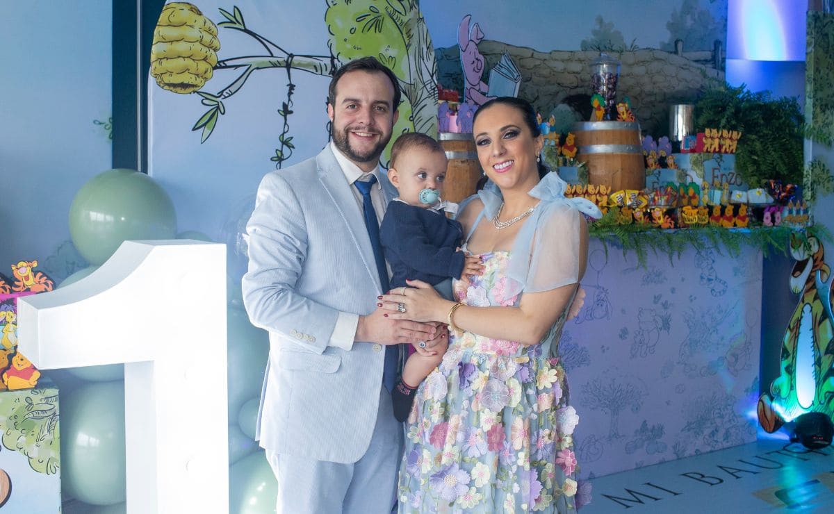 Alejandro Etienne y Jessica Nassar bautizan a su hijo Enzo / Foto: Esteban Torreblanca