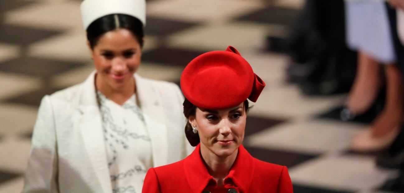 El look de la familia real de Inglaterra en Commonwealth Day; Kate y Meghan espectaculares
