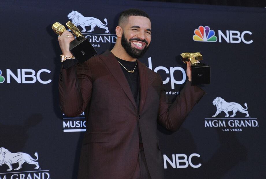 Filtran canción de Drake que desdeña a Kylie Jenner; ofrece disculpas