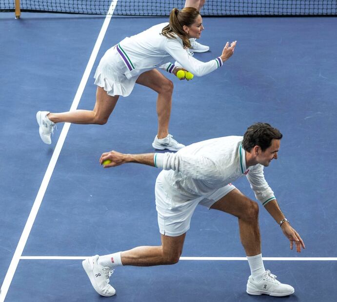 Kate Middleton y Roger Federer conocieron a los Ball Boys y Ball Girls de Wimbledon / AP