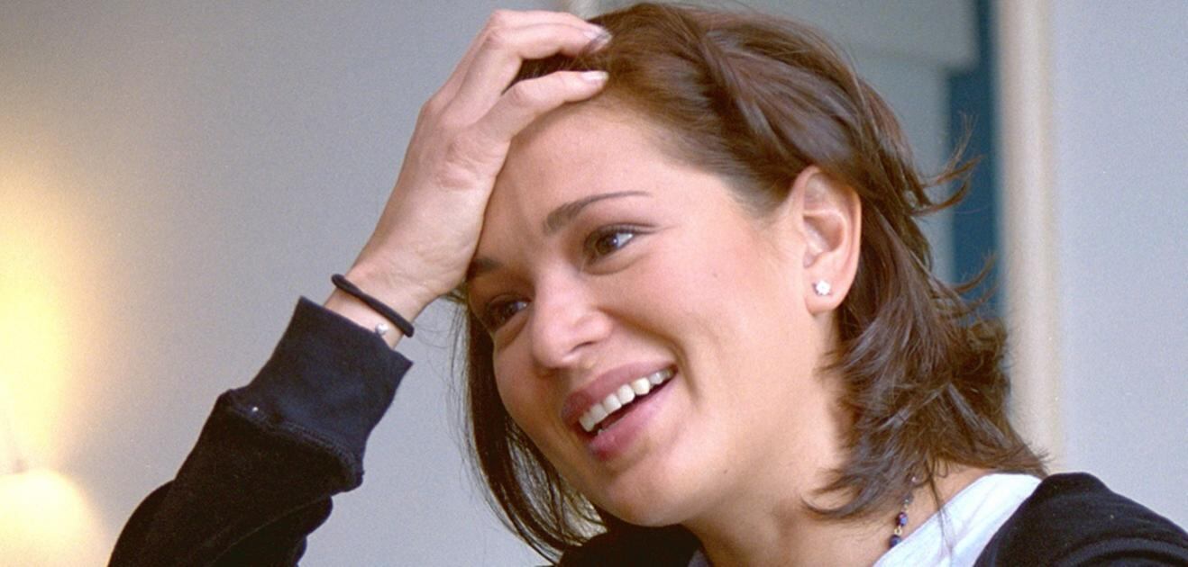 Yolanda Andrade reveló que comenzó a beber sin control por problemas con su papá 