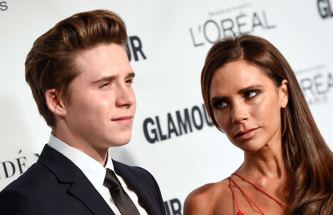 Brooklyn Beckham ¿cuántos asistentes necesita para preparar un sandwich?