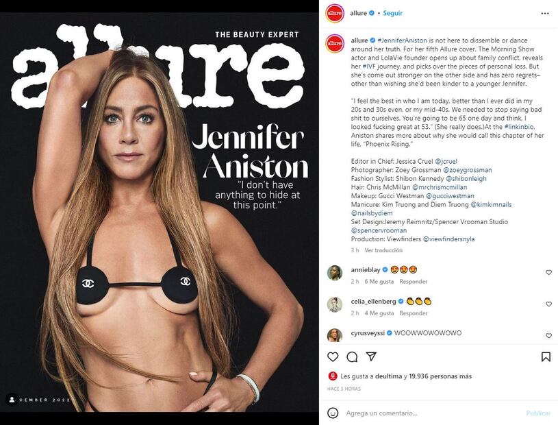 Atrevida, Jennifer Aniston posa con un diminuto 'nipplekini' de Chanel