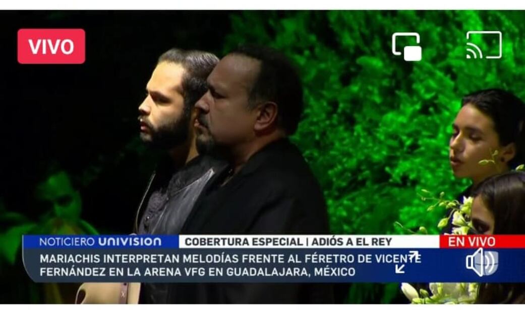 Ángela Aguilar y su familia presentes en el homenaje a Vicente Fernández