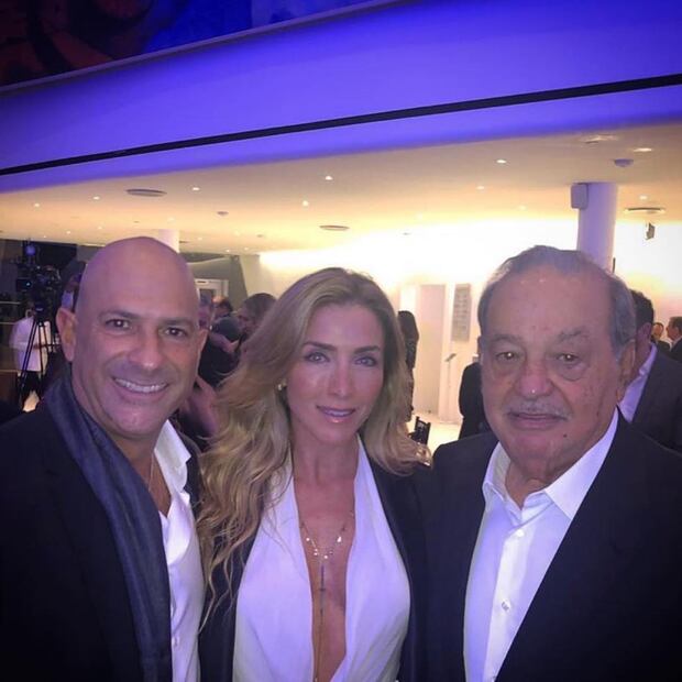 Video: Ellos fueron los famosos que cantaron en el cumpleaños de Carlos Slim 