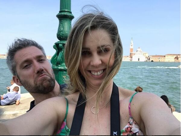 ¿Quién es el esposo de Atala Sarmiento?