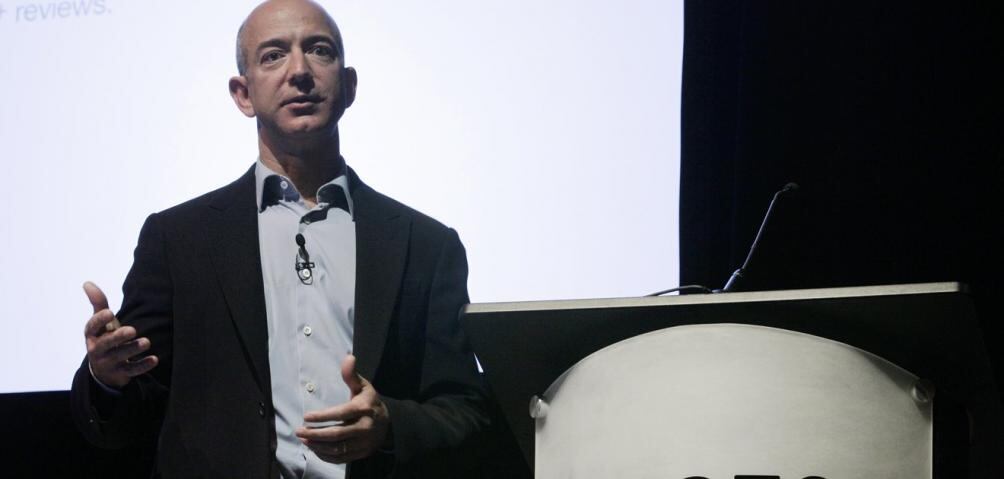 Jeff Bezos dona 10 mil millones de dólares para combatir el cambio climático