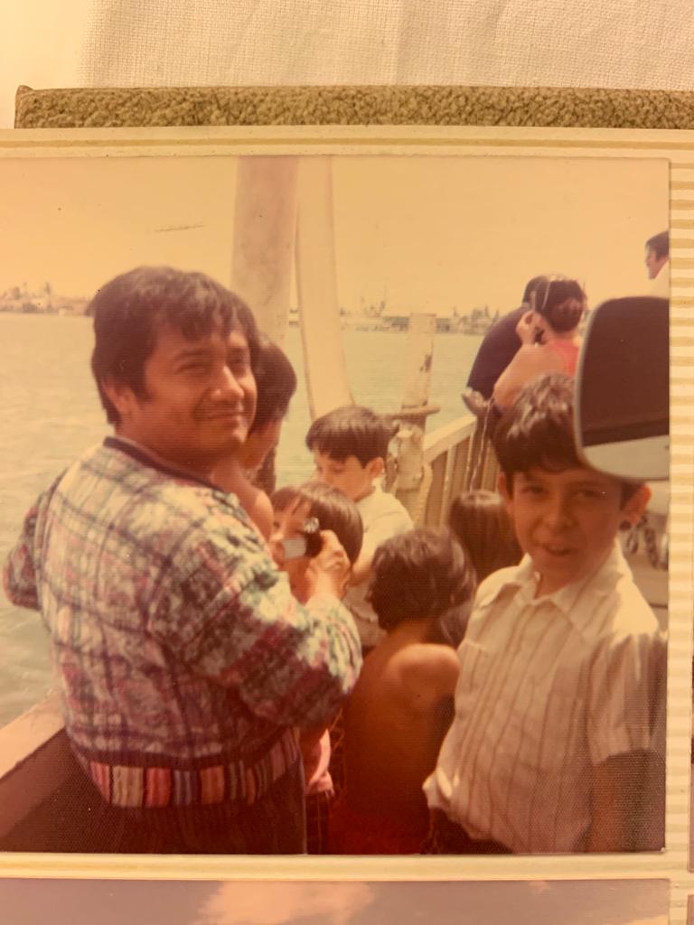 Eduardo Sánchez, vocero en sexenio de EPN, vio a Armando Manzanero como un padre