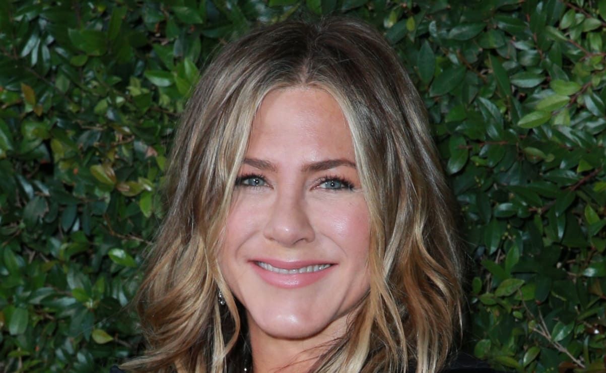 Jennifer Aniston comparte su rutina para lucir increíble a los 55 años